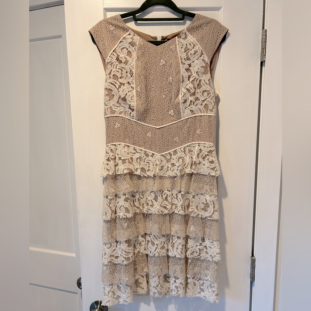 White lace dress. Bcbg. Size 8.
